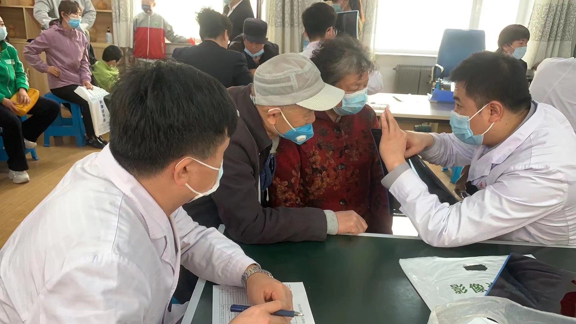 【官方】宁夏国龙慈善基金会